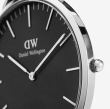 Load image into Gallery viewer, Daniel Wellington Classic Reading Watch - Silver
