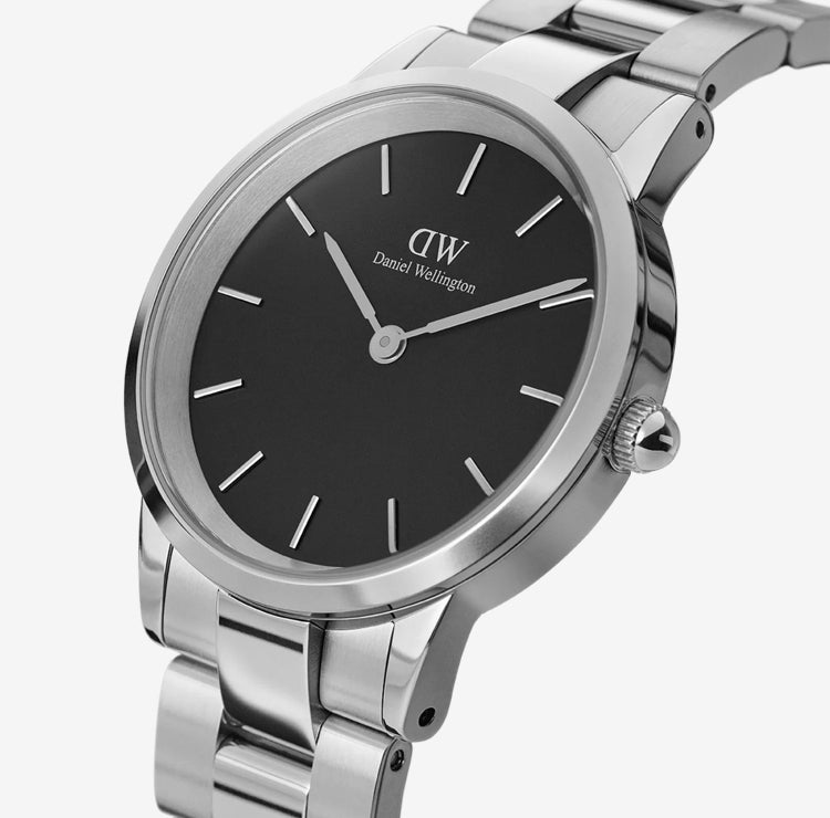 Daniel Wellington Iconic Link Watch Silver with Black Dial