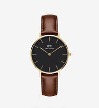 Load image into Gallery viewer, Daniel Wellington Petite St Mawes Watch - Gold
