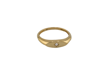 ⁠9ct Gold Signet Ring Cubic Zirconia