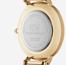Load image into Gallery viewer, Daniel Wellington Petite Sheffield Watch - Gold

